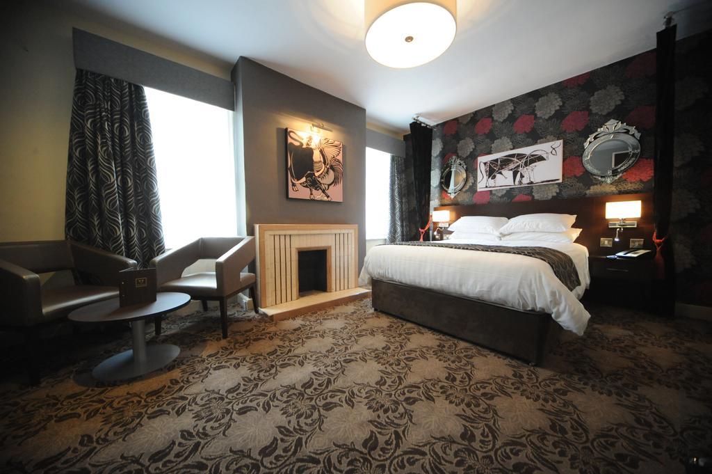 The Bull Hotel Stony Stratford Zewnętrze zdjęcie
