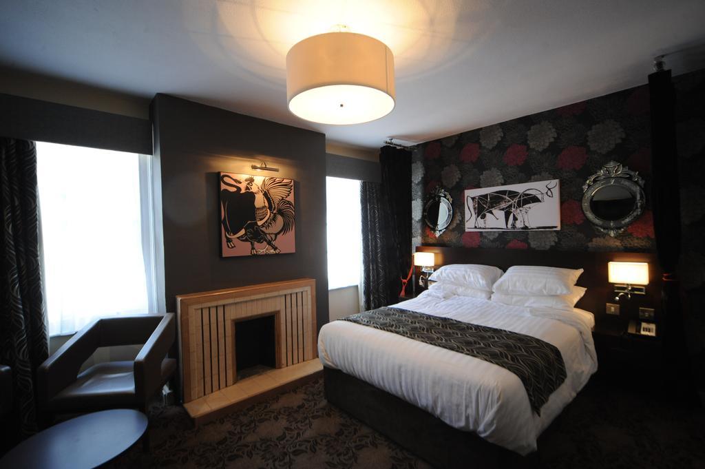 The Bull Hotel Stony Stratford Zewnętrze zdjęcie