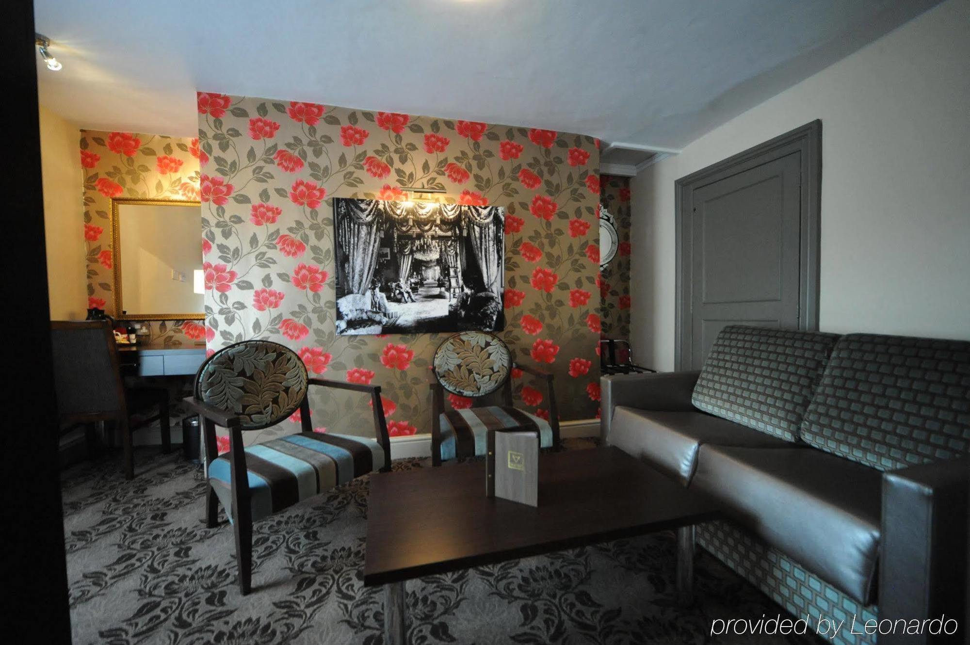 The Bull Hotel Stony Stratford Zewnętrze zdjęcie