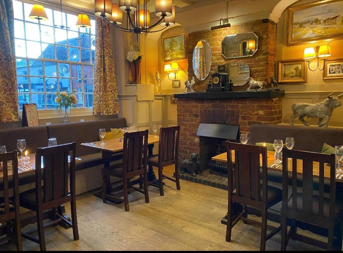The Bull Hotel Stony Stratford Zewnętrze zdjęcie